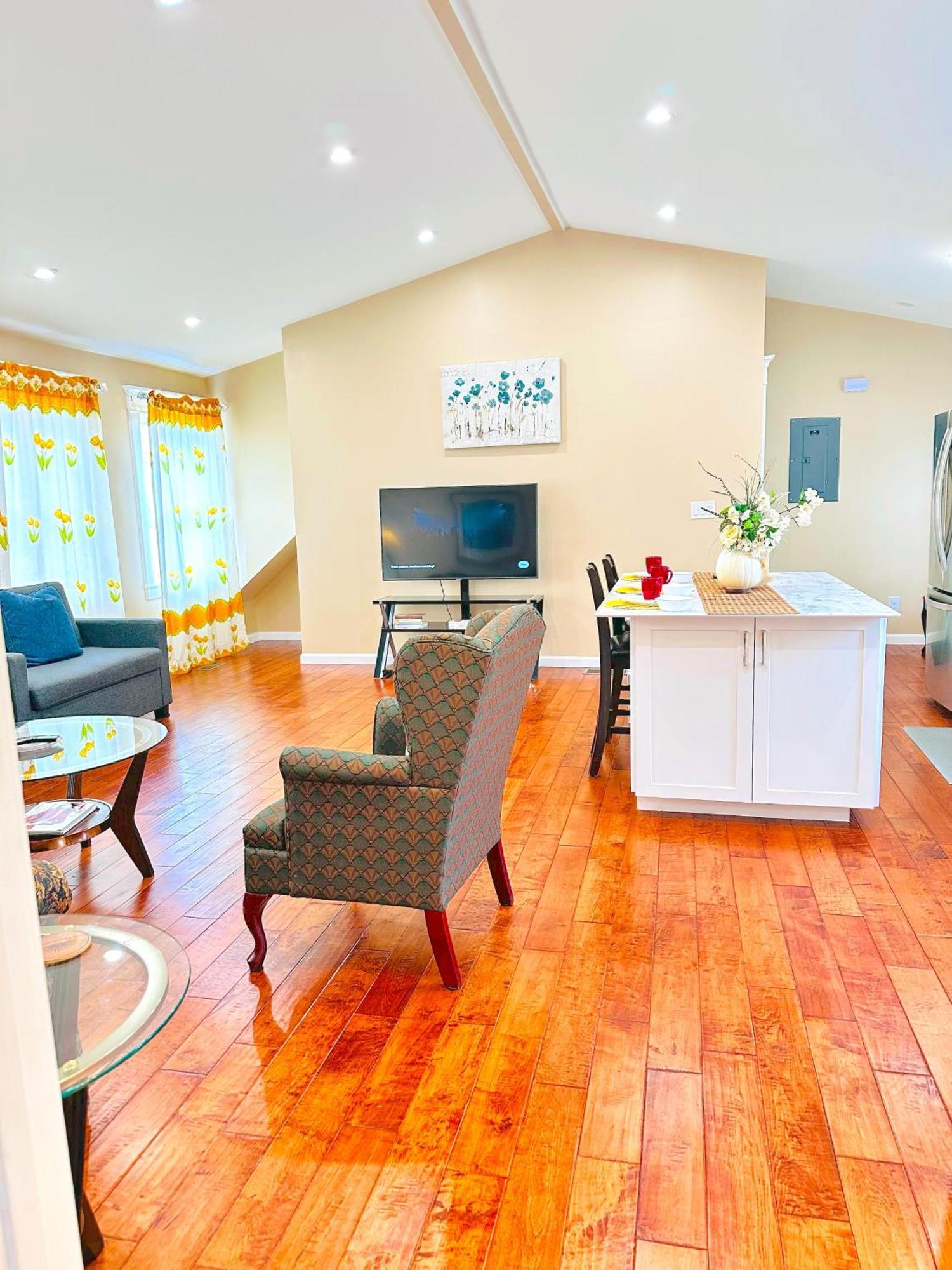 Apartment Delightful Dwelling